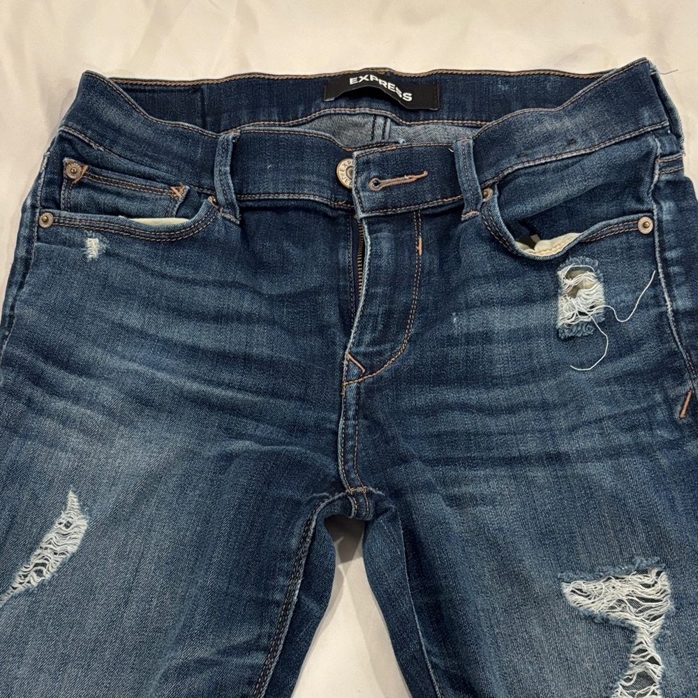 Express Women's Blue Distressed Skinny Jeans